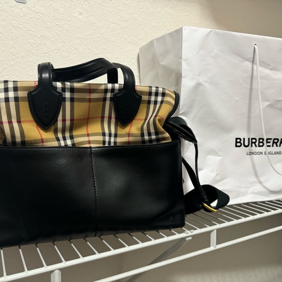 Original Burberry Diaper bag well taken care of